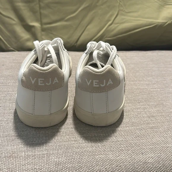 Veja women’s Esplar Logo Sneaker - Picture 7 of 8